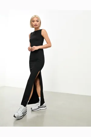 Weekday – Annie – Maxikleid in mit Seitenschlitz und U-Boot-Ausschnitt