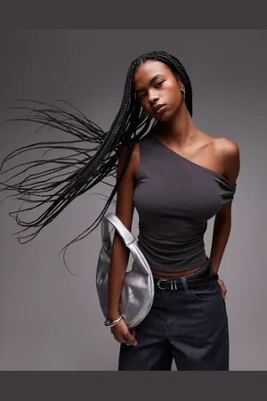 Topshop – Oberteil aus Cupro in Anthrazit mit seitlicher Raffung