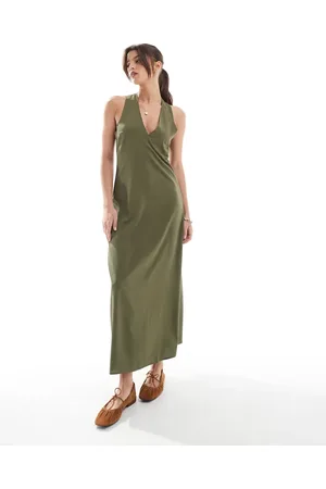 ONLY – Maxikleid in Khaki mit überkreuztem Design am Rücken