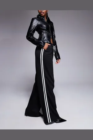 River Island – Jogginghose in mit weitem Bein und Seitenstreifen