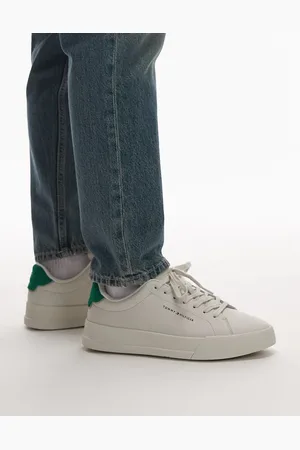 Tommy Hilfiger – Court-Sneaker aus Leder in Wollweiß und Grün