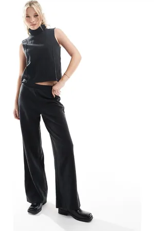 ONLY – Hose in Dunkelgrau mit weicher Haptik und weitem Bein, Kombiteil
