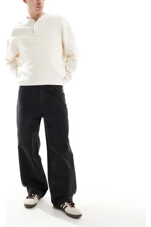 Bershka – Superweite Jeans in Tiefschwarz