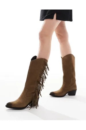 Pull&Bear – Westernstiefel aus Wildleder in Hellbraun mit Quasten im Boho-Stil