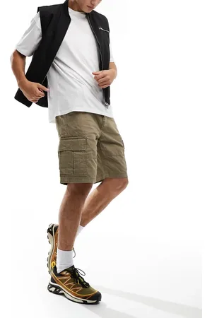 Superdry – Heavy – Cargo-Shorts in Kleidungsbeige