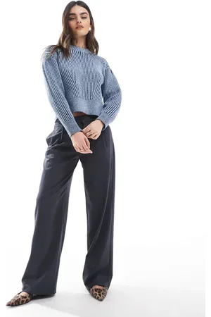 Bershka – Elegante Hose in mit weitem Bein und niedrigem Bund