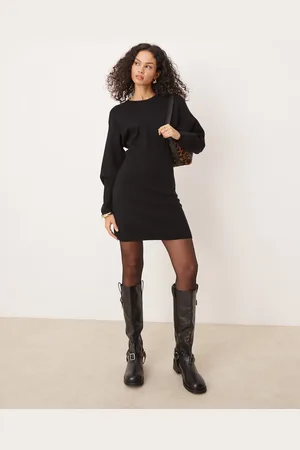 Gina Tricot – Figurbetontes Mini-Strickkleid in mit Rundhalsausschnitt