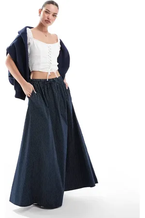 ASOS – Midirock in A-Linie in gestreift mit geschnürter Taille