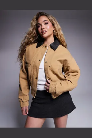 River Island – Bomberjacke aus Kunstleder in Beige