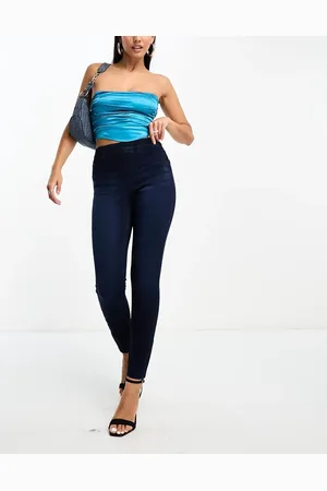 Spanx – Knöchellange Leggings im Jeans-Stil in