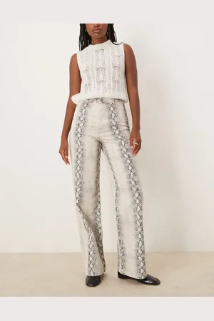 New Look – Weite Jeans mit Schlangenmuster