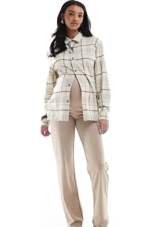 Mama;licious Mamalicious Maternity – Weit geschnittene Hose in Steinbeige mit Überbauchbund