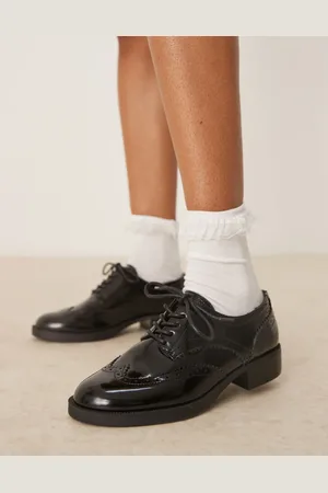 ASOS – Manny – Flache Schnürschuhe in