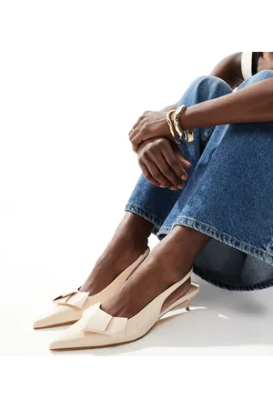 London Rebel – Slingback-Schuhe in roter Lackoptik mit Schleifendetail und Pfennigabsatz, weite Passform