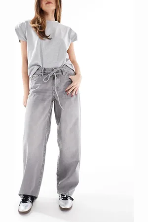 ONLY – Gianna – Weite Jeans in verwaschenem mit mittelhohem Bund und Bindegürtel
