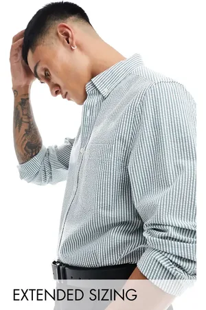 ASOS – Strukturiertes, elegantes Seersucker-Hemd normaler Passform in gestreift