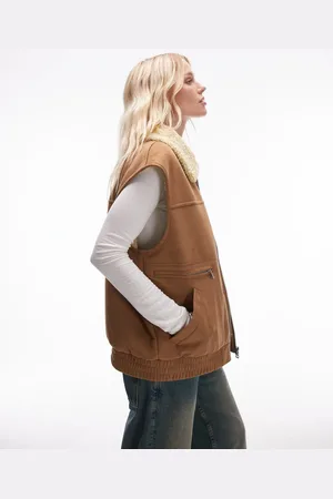 Topshop – Weste aus Wildlederimitat in Hellbraun