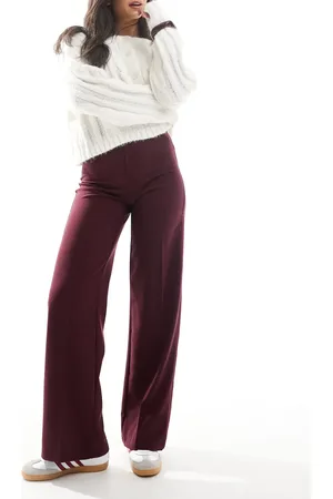Bershka – Elegante Hose in Burgunderrot mit weitem Bein