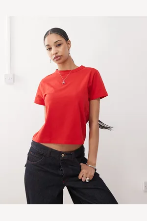 Reclaimed – Schmal geschnittenes T-Shirt in Kirschrot