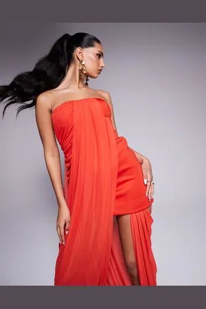 ASOS – Bandeau-Minikleid in mit Netzstoff-Überlagenschleppe