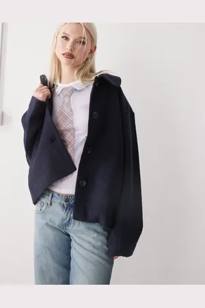 Monki – Mantel aus Teddyfell in