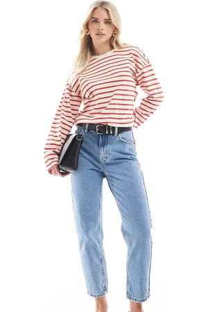 Pull&Bear Petite – Mom-Jeans in Mittelblau mit hohem Bund