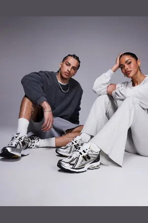 New Balance 1906 – Sneaker in Silber und Gold