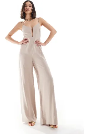 ASOS – Strukturierter Jumpsuit in Taupe mit geradem Bein, Riemchendesign und Cut-outs