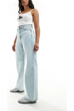 River Island – Jeans in Hellblau mit geradem, lockerem Schnitt