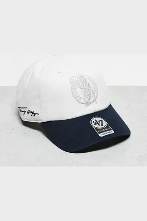 47 Brand X Tommy x Boston Celtics – Clean Up – Kappe in mit MLB-Logo und gebogenem Schirm in Kontrastfarbe