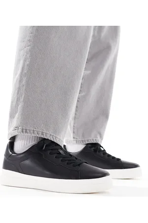 Pull&Bear – Schnürsneaker in mit Kontrastsohle