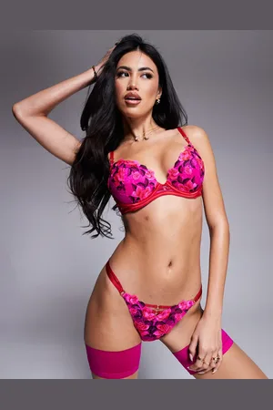 Ann Summers – Everlasting Love – Wattierter, tief ausgeschnittener BH aus Spitze in leuchtendem
