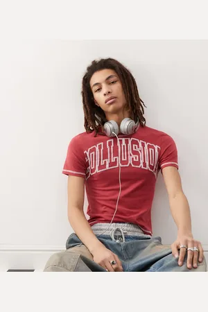 COLLUSION – T-Shirt in Burgunderrot mit Logostickerei