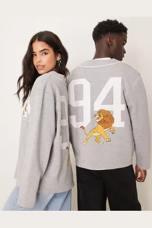 ASOS – Disney – Unisex-Sweatshirt in meliertem mit Oversize-Schnitt, Y-Ausschnitt und „The Lion King“-Prints