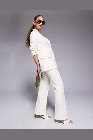 River Island – Schmale, elegante Schlaghose in Creme, Kombiteil