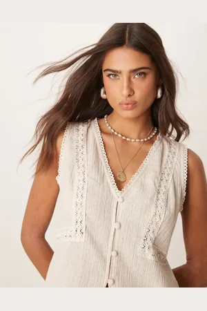 ASOS – Weste in Cremeweiß mit Spitzenborte