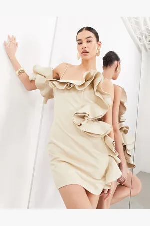 ASOS – Premium – Strukturiertes Bandeau-Minikleid in Taupe mit Rüschen und ungesäumten Kanten