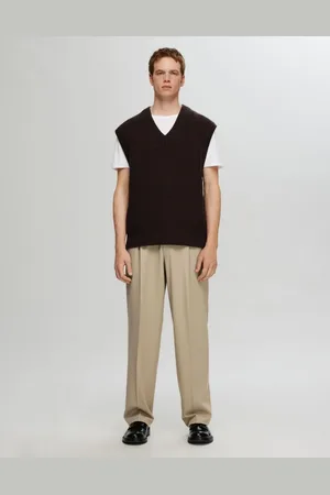 SELECTED – Hose in Greige