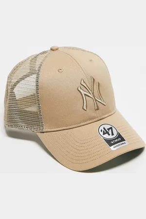 47 Brand – NY Yankees Clean Up – Trucker-Kappe in Taupe mit kontrastierendem Logo