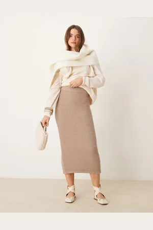 New Look – Bouclé-Midirock in Nerzbraun