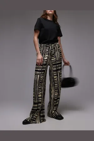Topshop – Mehrfarbige plissierte Hose mit weitem Bein und abstraktem Muster