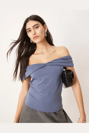 Abercrombie & Fitch – Asymmetrisches, schulterfreies Oberteil in Indigoblau mit Zierknoten