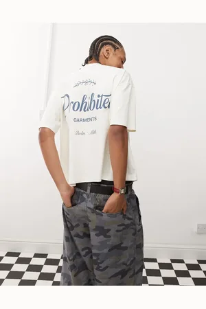 Prohibited – Kastiges T-Shirt in Cremeweiß mit Logo-Schriftzug