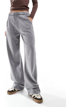 Pull&Bear – Jogginghose in grauer Acid-Waschung mit weitem Schnitt