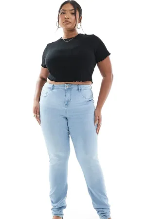 ONLY – Enge Jeans in Hellblau mit Push-up-Effekt
