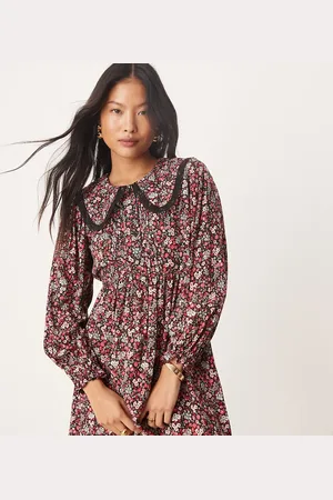 Miss Selfridge – Langärmliges Minikleid mit Spitze und Print
