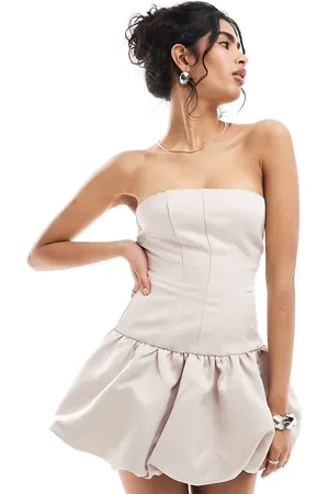 The Frolic – Exklusives, trägerloses Mini-Ballonkleid aus schwerem Satin in Cremeweiß mit Korsettdetail