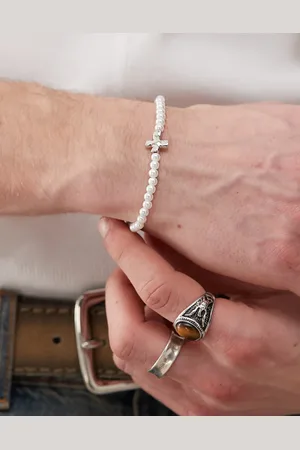 FADED FUTURE – Perlenarmband mit Kreuzanhänger in