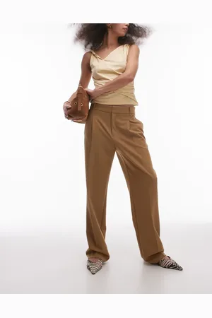 MANGO – Elegante Hose in Hellbraun mit Biesen und geradem Bein