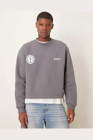 ASOS – Oversize-Sweatshirt in verwaschenem mit Brust-Print